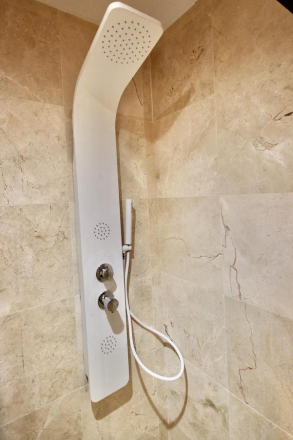 Cervantes Apartment مالقة المظهر الخارجي الصورة